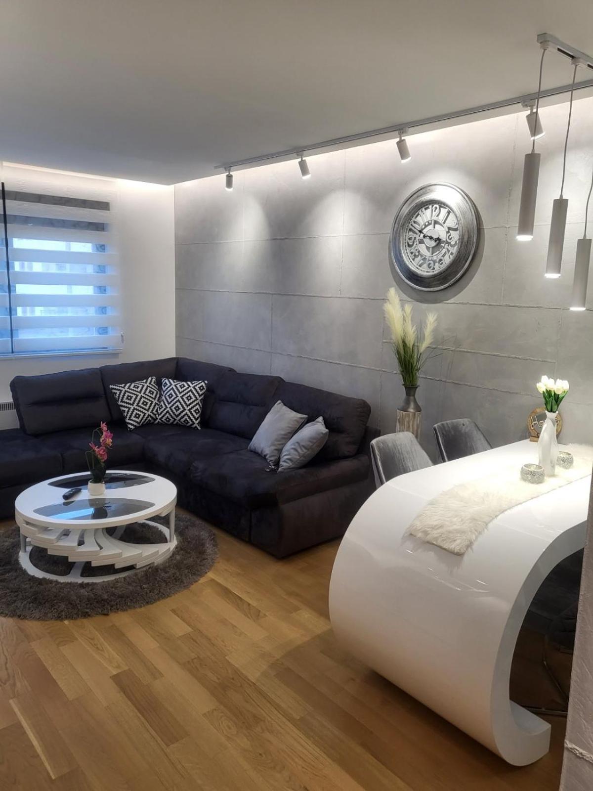 Lux 48- Pekovic Apartment